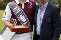Most Valuable Player - Matias Gonzalez, pictured with USPA CEO Robert Puetz ©United States Polo AssociationDavid Lominska