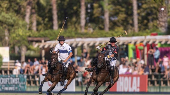 Isidro Strada & Guy Schwarzenbach - DOS LUNAS vs. BLACK BEARS - Photo Credit MATIAS CALLEJO