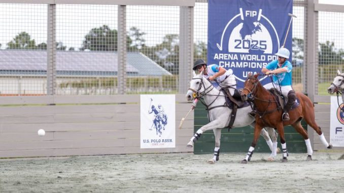 Italy's Giordano Magini, Guatemala's Jose Miguel Aguilar. ©Oana Moore